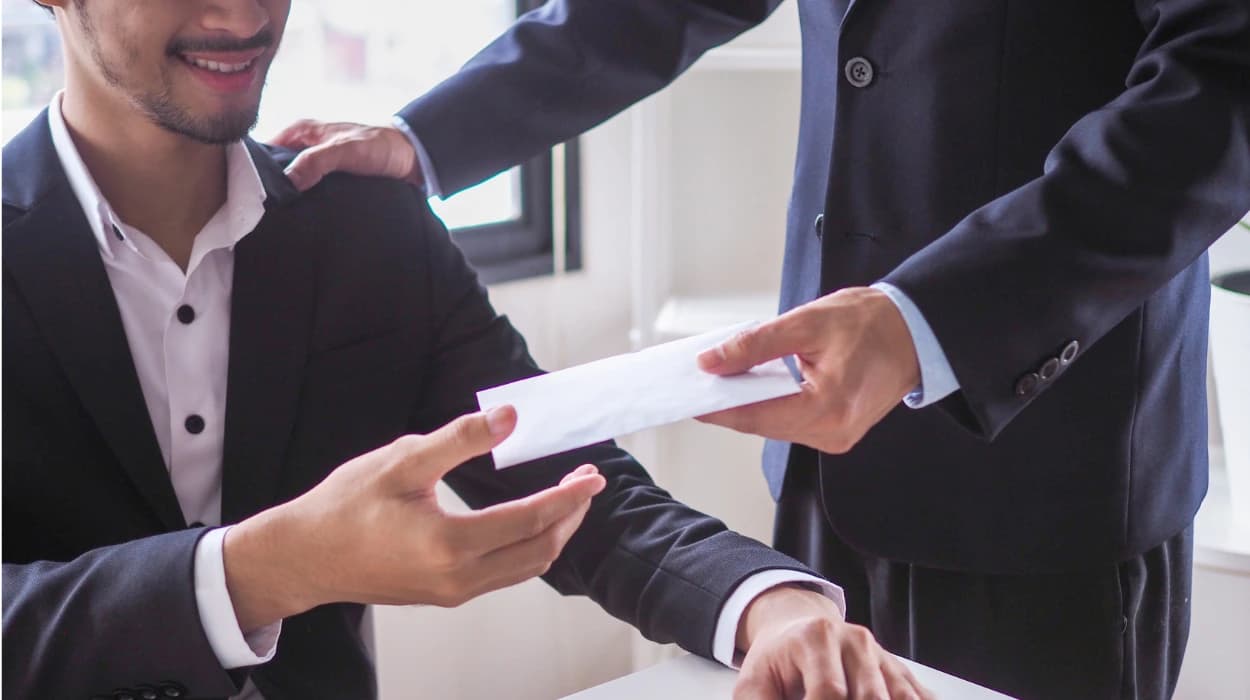 Reward Management and Designing Competitive Compensation Plans