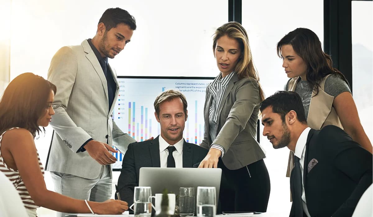 Structuring Compensation and Benefits for Competitive Advantage